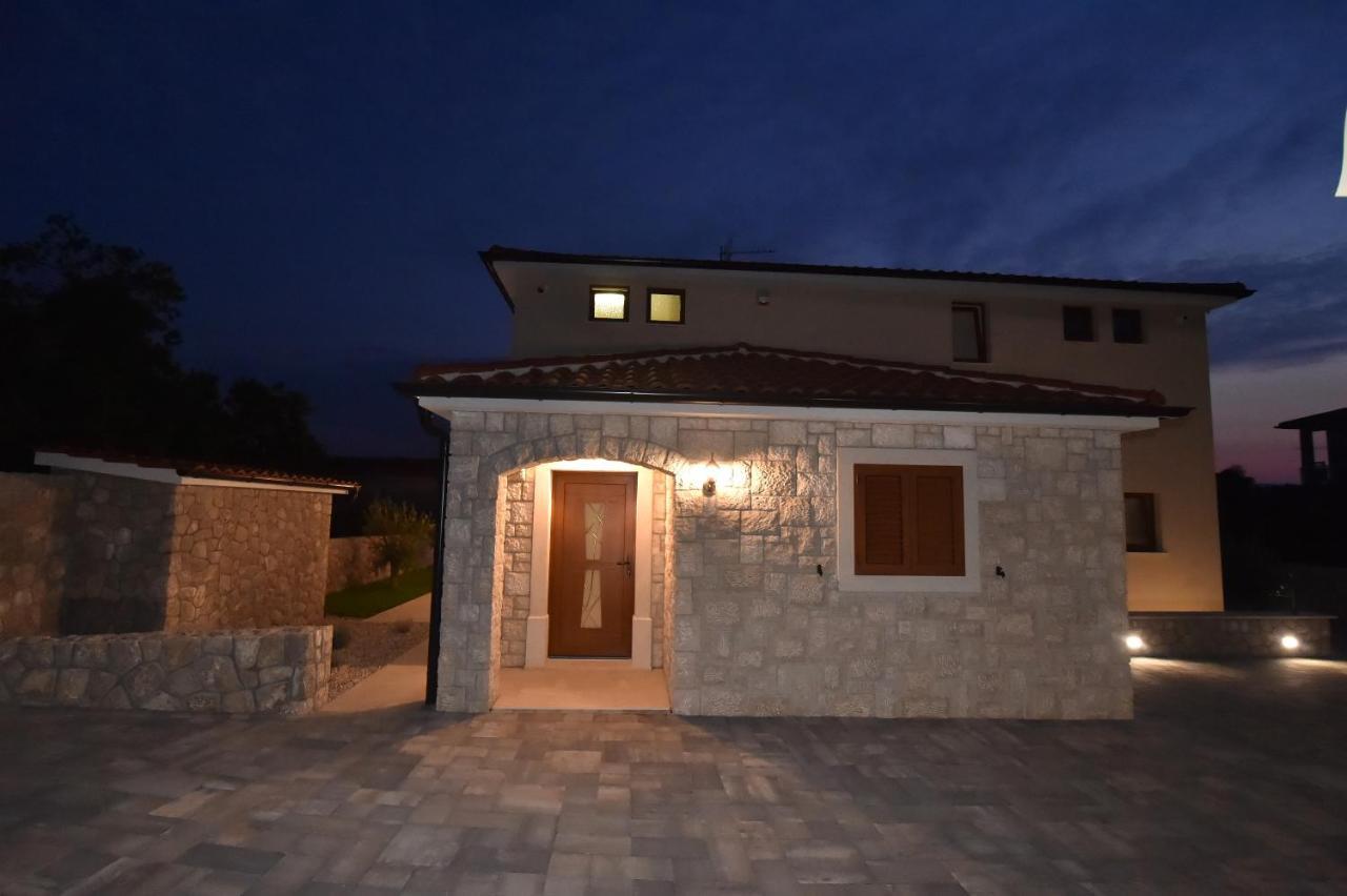 Villa Muskatel Brzac Exteriör bild